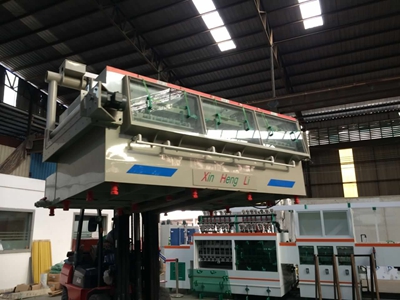 電梯板不銹鋼蝕刻機(jī)發(fā)貨，免費(fèi)蝕刻工藝技術(shù)支持