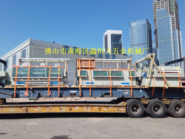 印度客戶(hù)定制蝕刻機(jī)裝柜出貨
